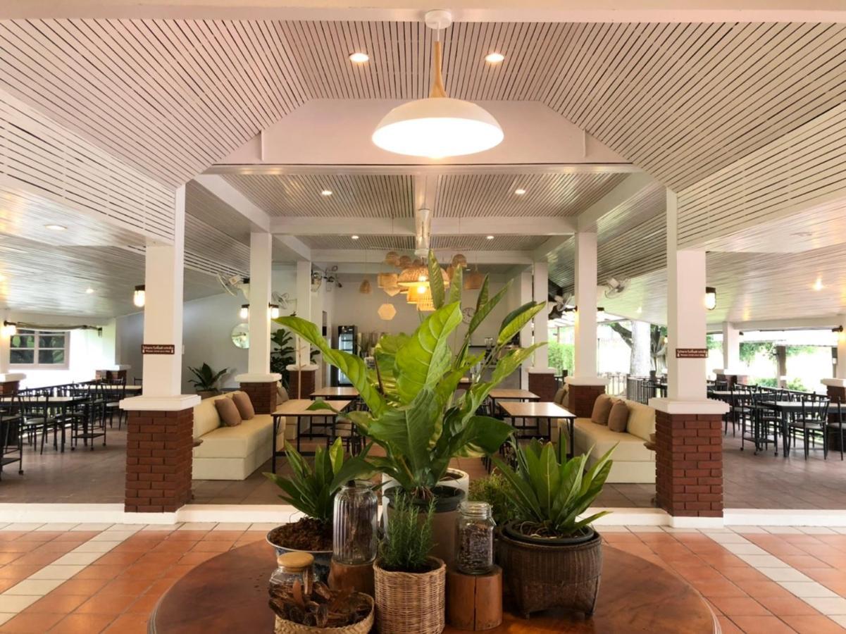 Korat Resort Hotel Nakhonratchasima Εξωτερικό φωτογραφία