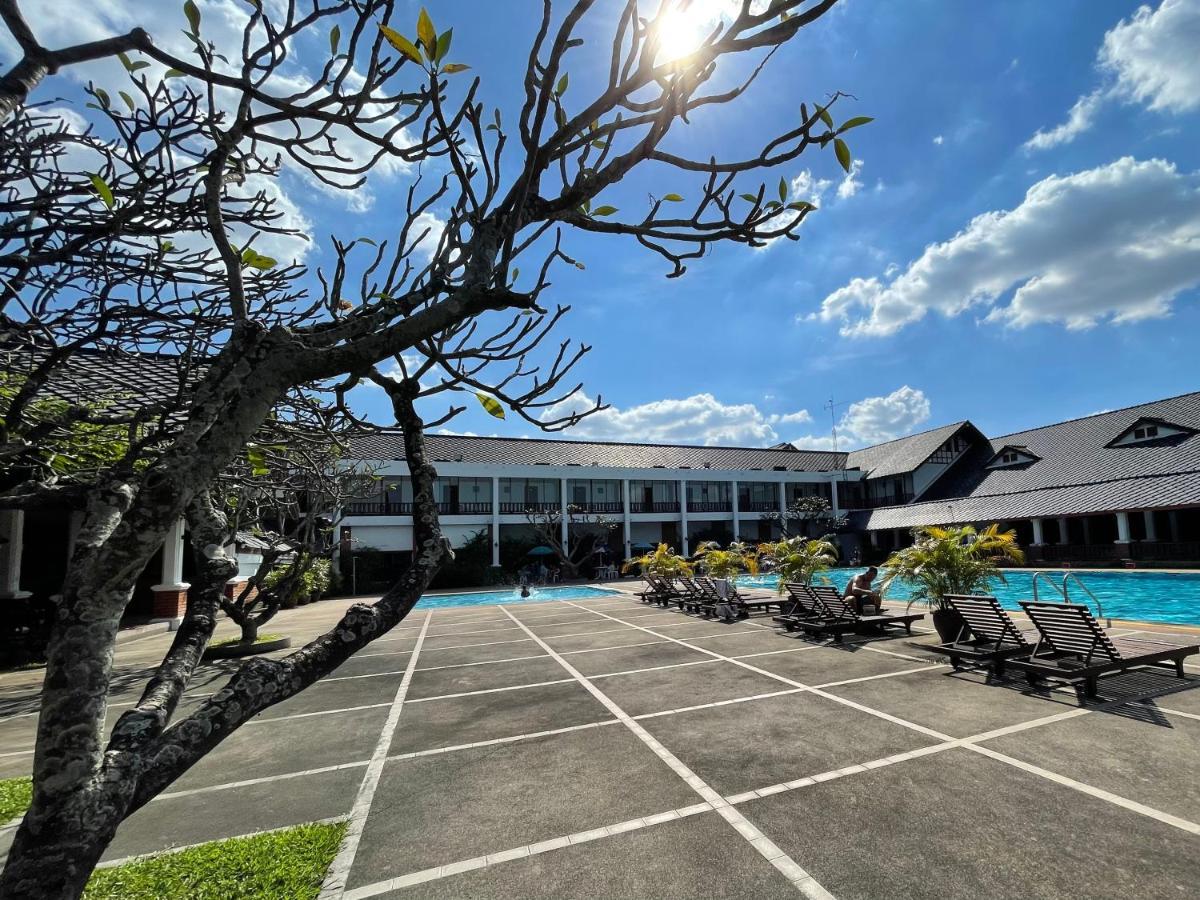 Korat Resort Hotel Nakhonratchasima Εξωτερικό φωτογραφία
